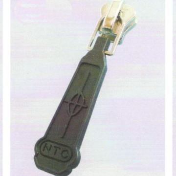 D5100JNT-5号自动橡胶商標拉链头